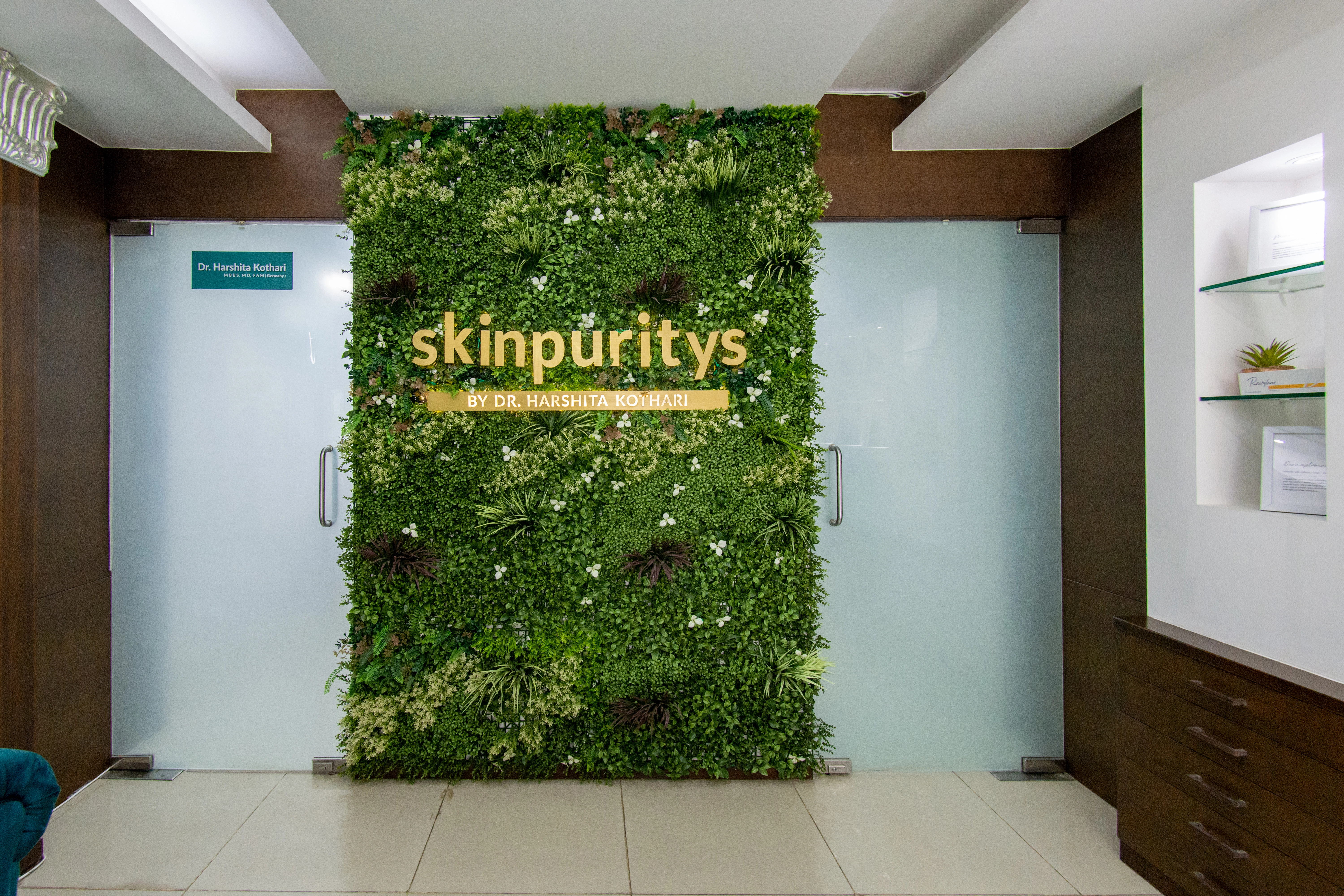 Skin DNAclinic Entrance of skin clinic